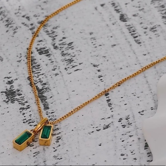 ❗️restocked❗️new Emerald Green Gemstone 18K Gold Plated Necklace - Picture 13 of 16